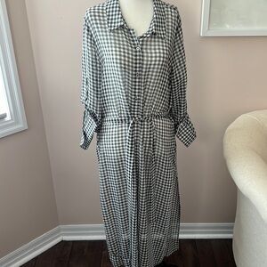 Calvin Klein l Button Up Dress Cover